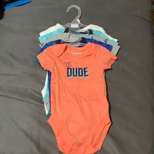 BRAND NEW 💥Baby Onesies brand new never used 5 pack
